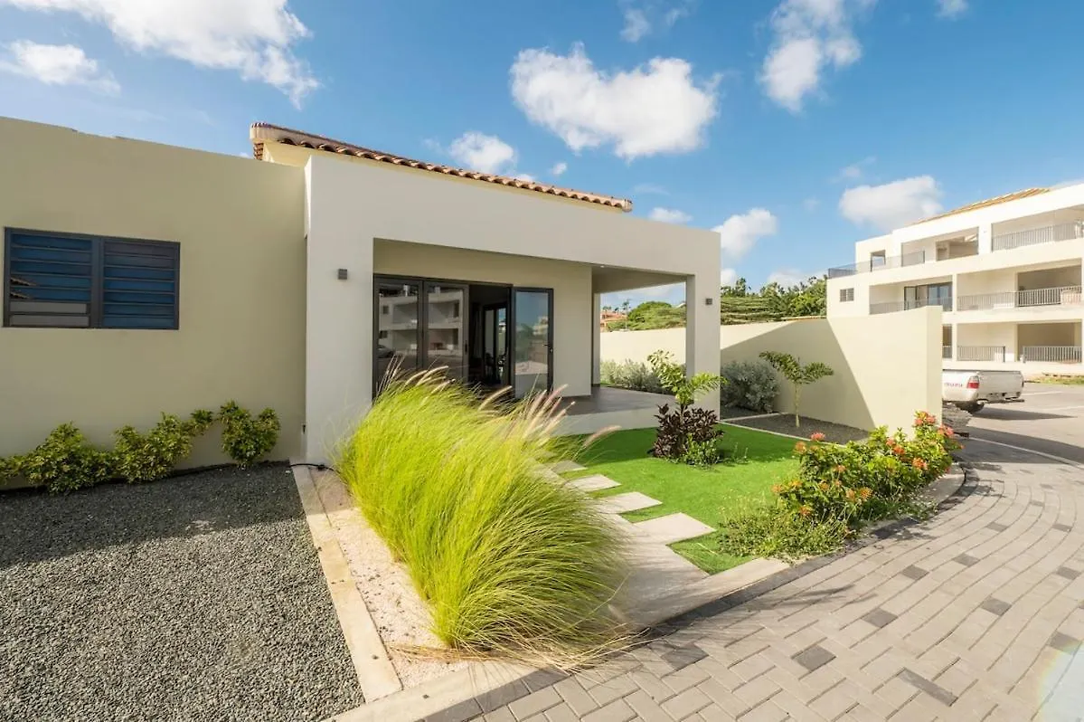 Sunny Villa Blenchi W Private Outdoor Pool! Willemstad 0*,  Curacao